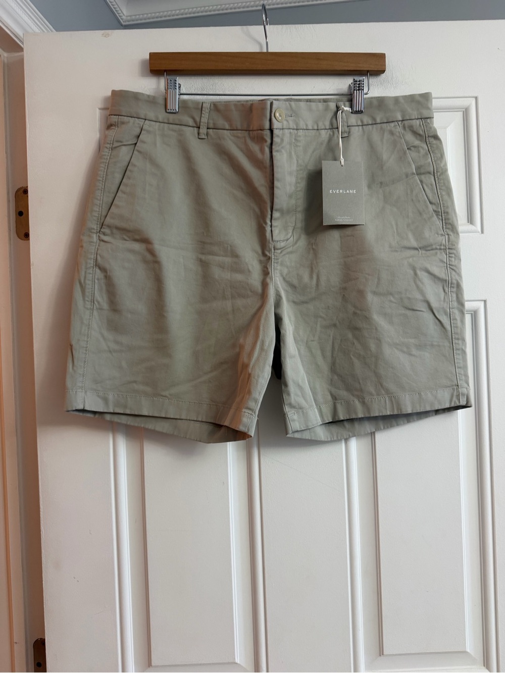 Everlane men cotton shorts NWT Size 38